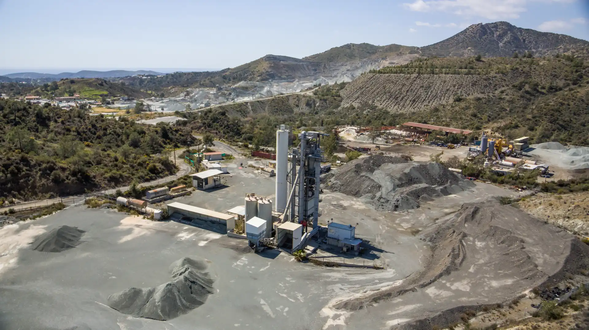 Asphalt Plant & Road works Image 6